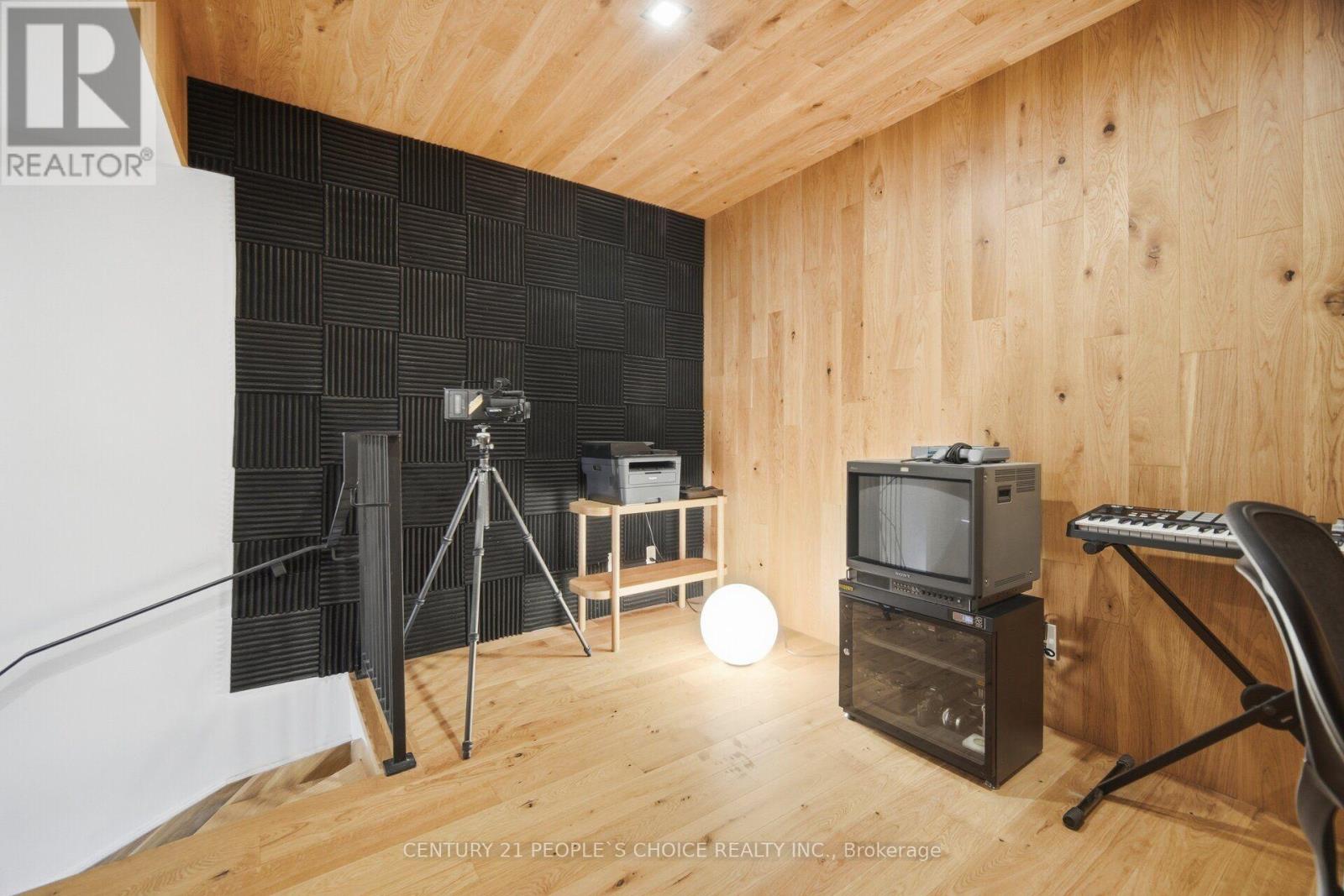 310 - 45 Dovercourt Road Property Photo 19
