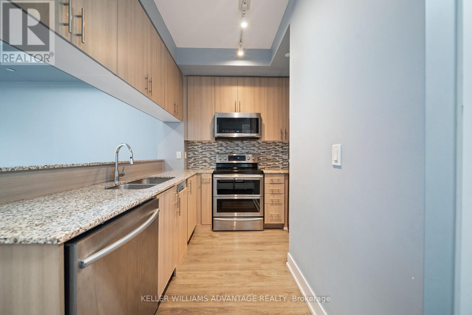 710 - 68 Merton Street Property Photo 10