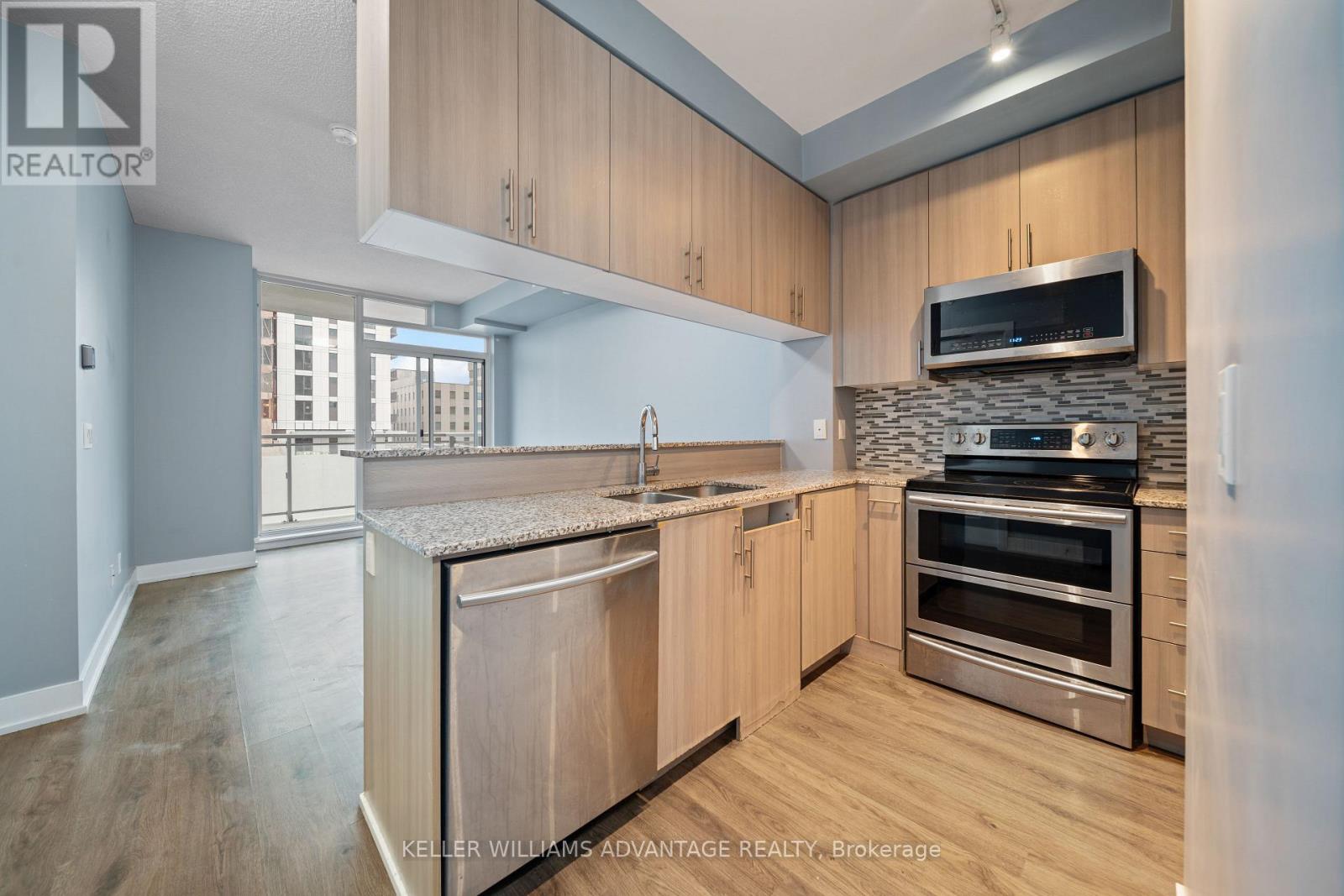 710 - 68 Merton Street Property Photo 11