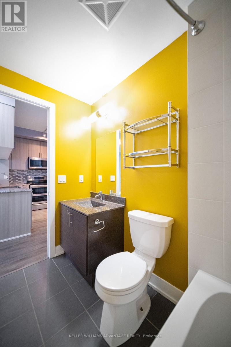 710 - 68 Merton Street Property Photo 25