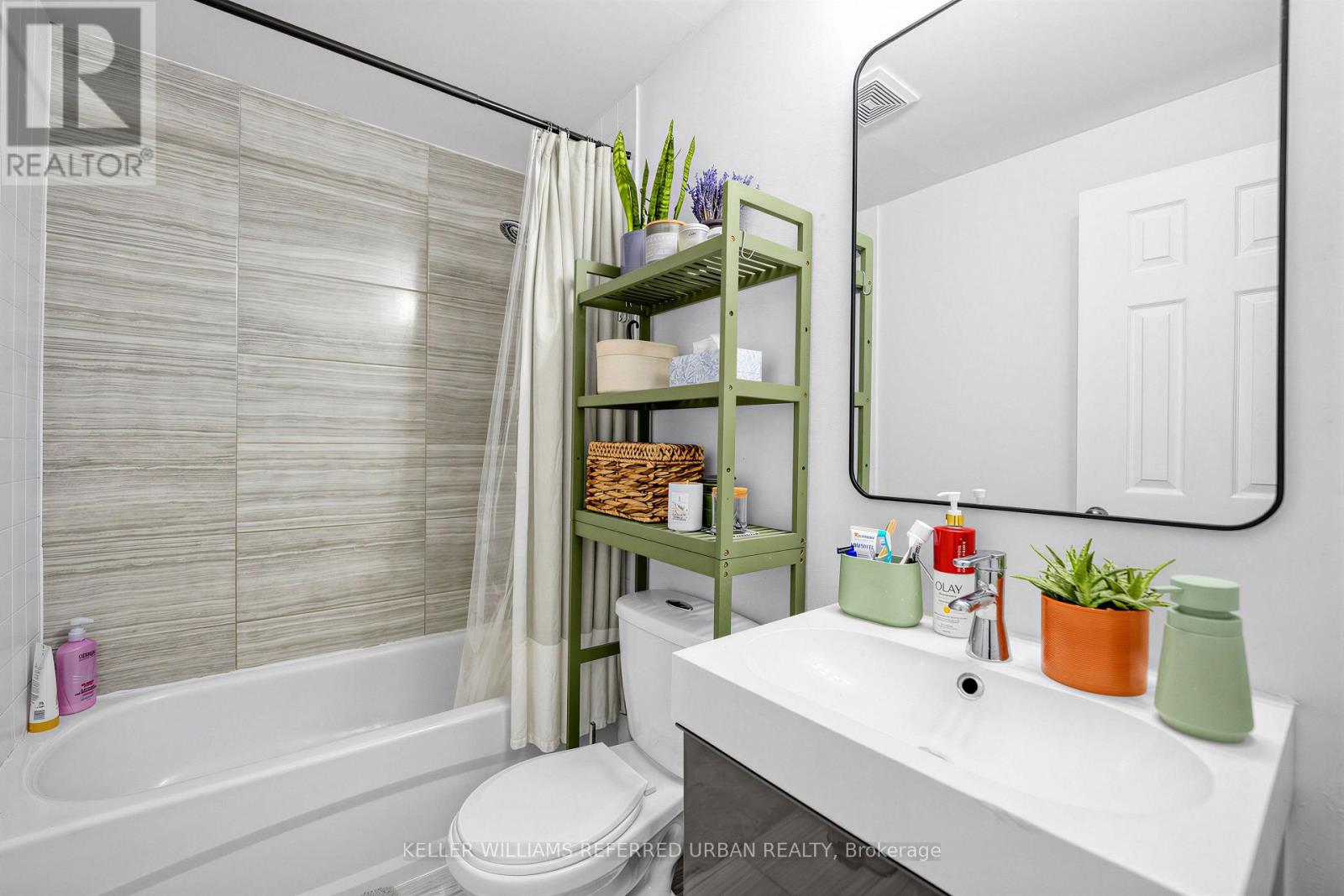 20 Concord Avenue Property Photo 6