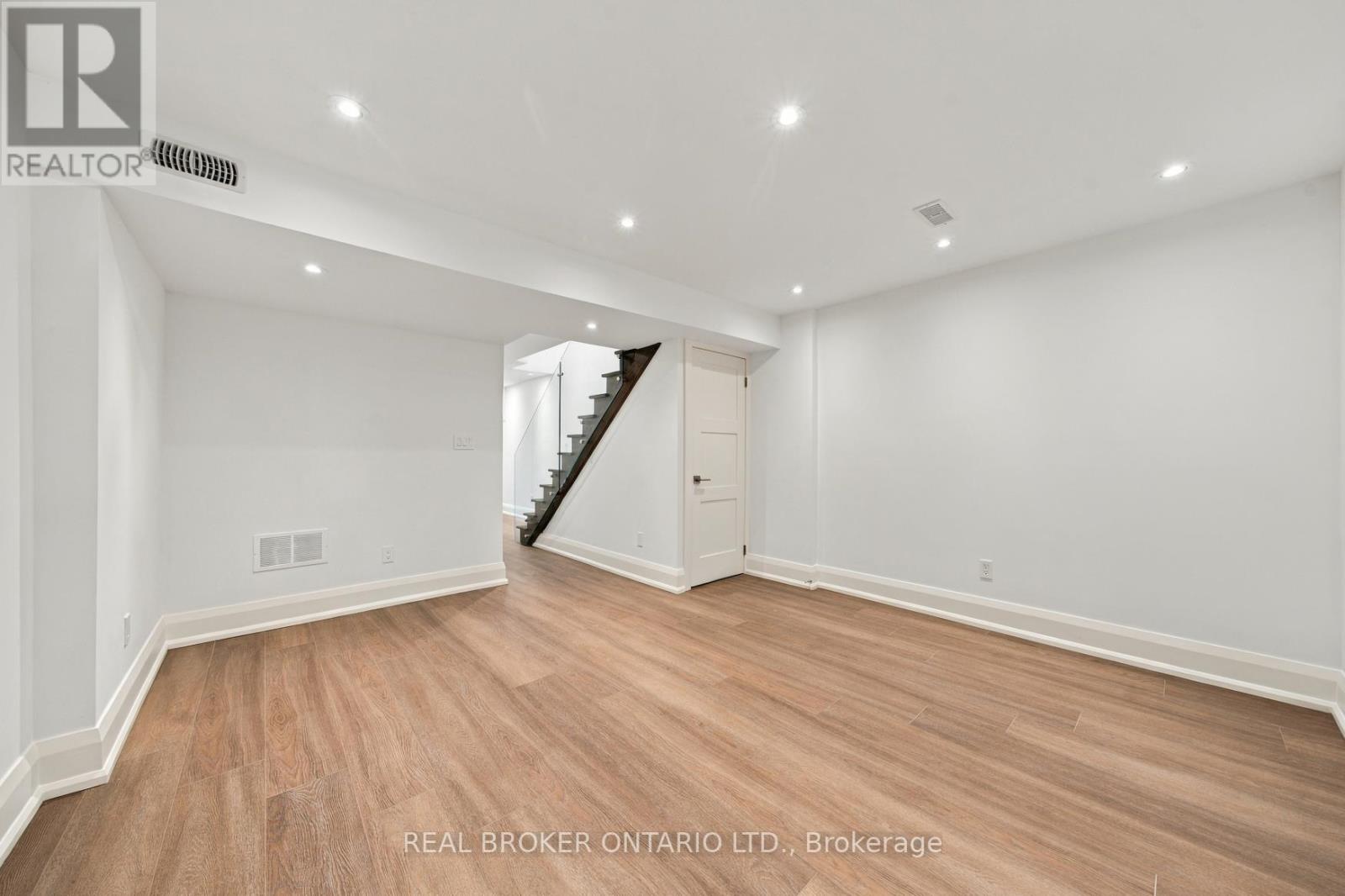 26 Bishop Street Property Photo 25