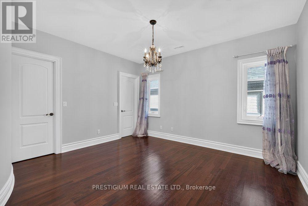 110 Munro Boulevard Property Photo 31