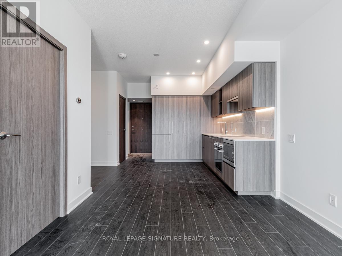 2608 - 19 Bathurst Street Property Photo 7