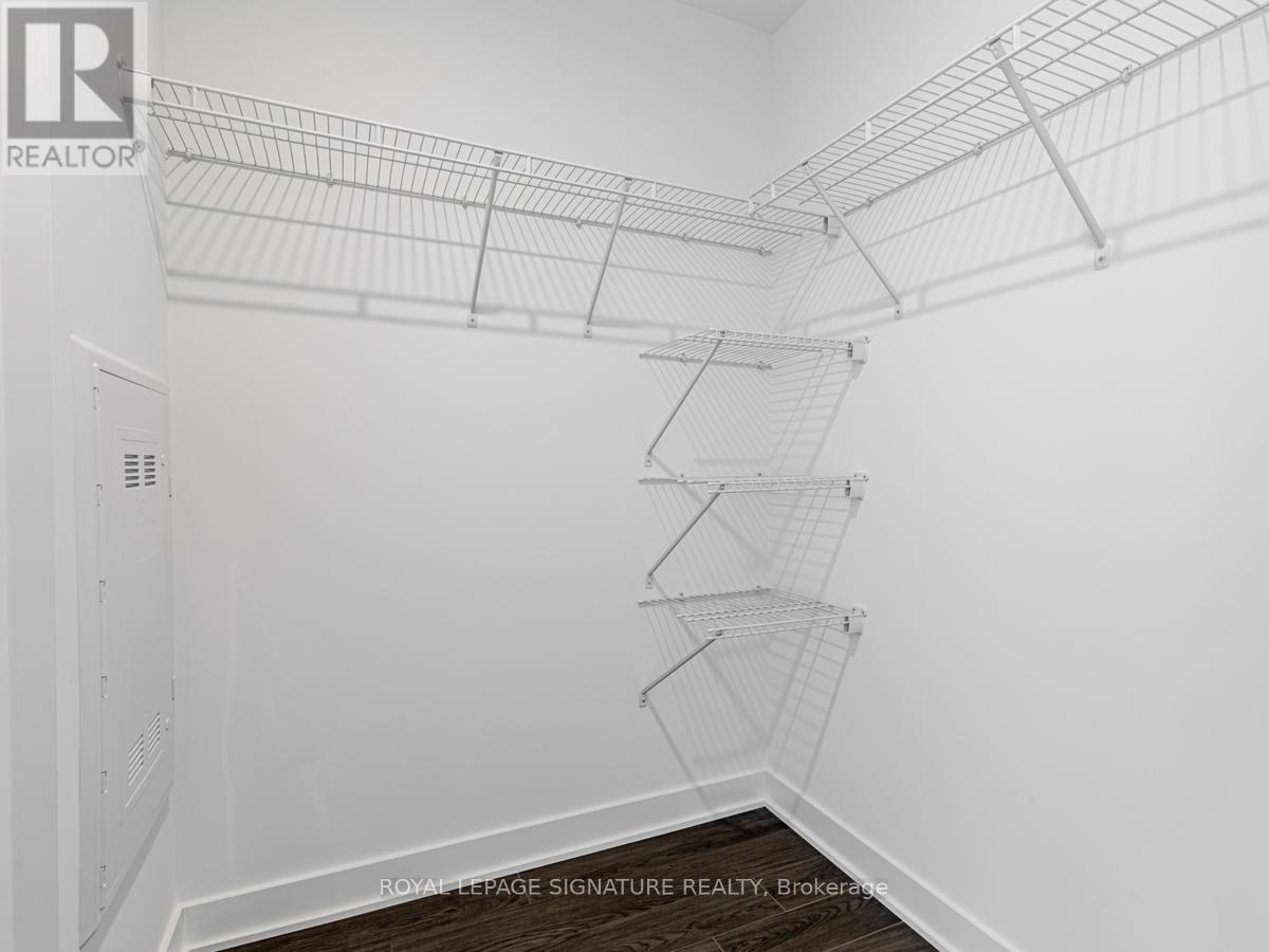 2608 - 19 Bathurst Street Property Photo 22
