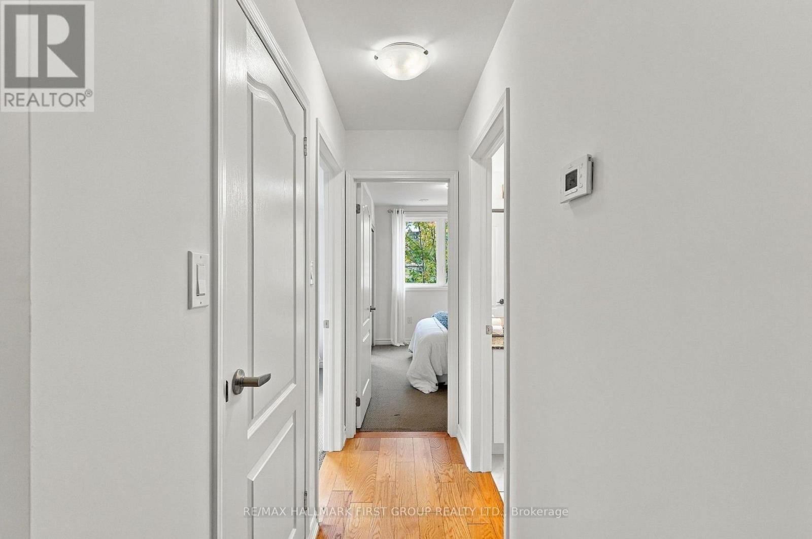 33 - 9 Clintwood Gate Property Photo 16