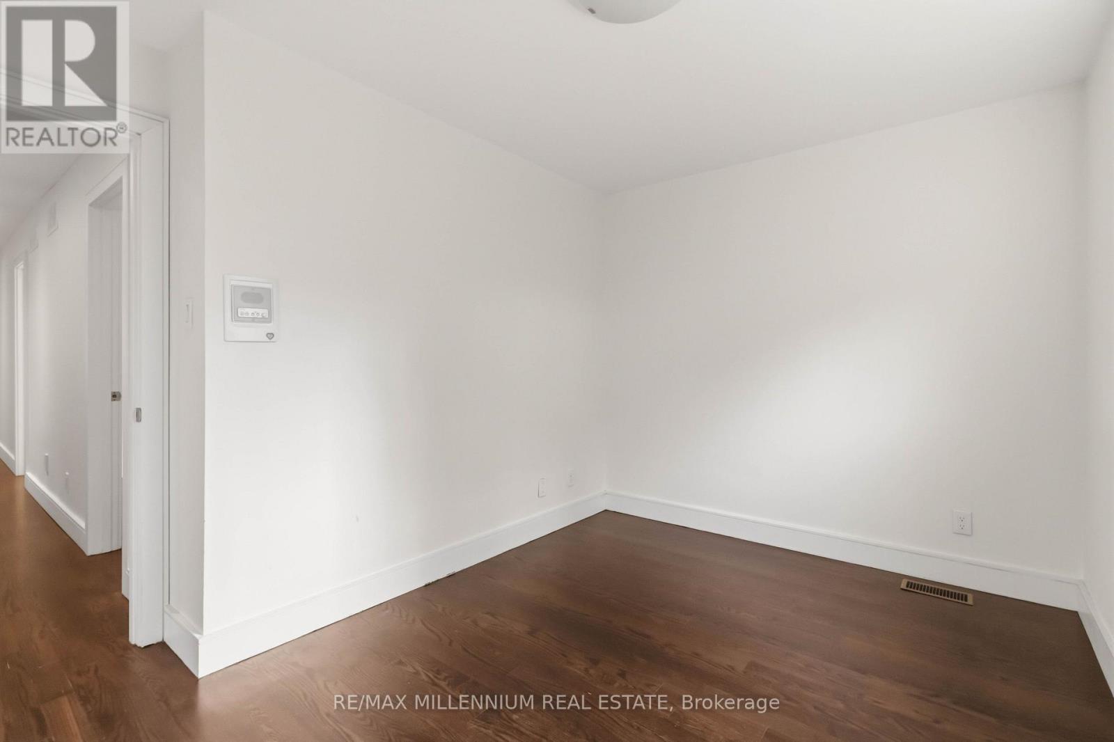65 Castlefield Avenue Property Photo 35