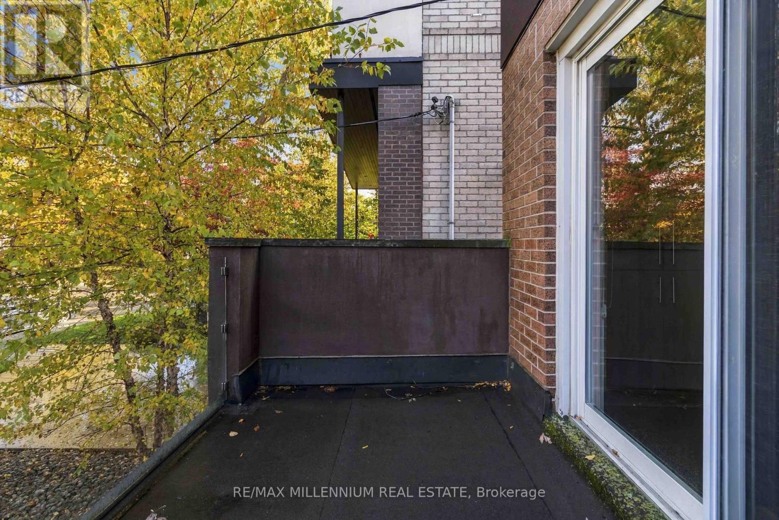 65 Castlefield Avenue Property Photo 47