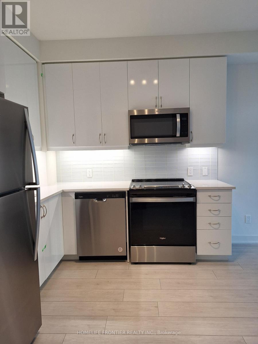 1018 - 4955 Yonge Street Property Photo 3