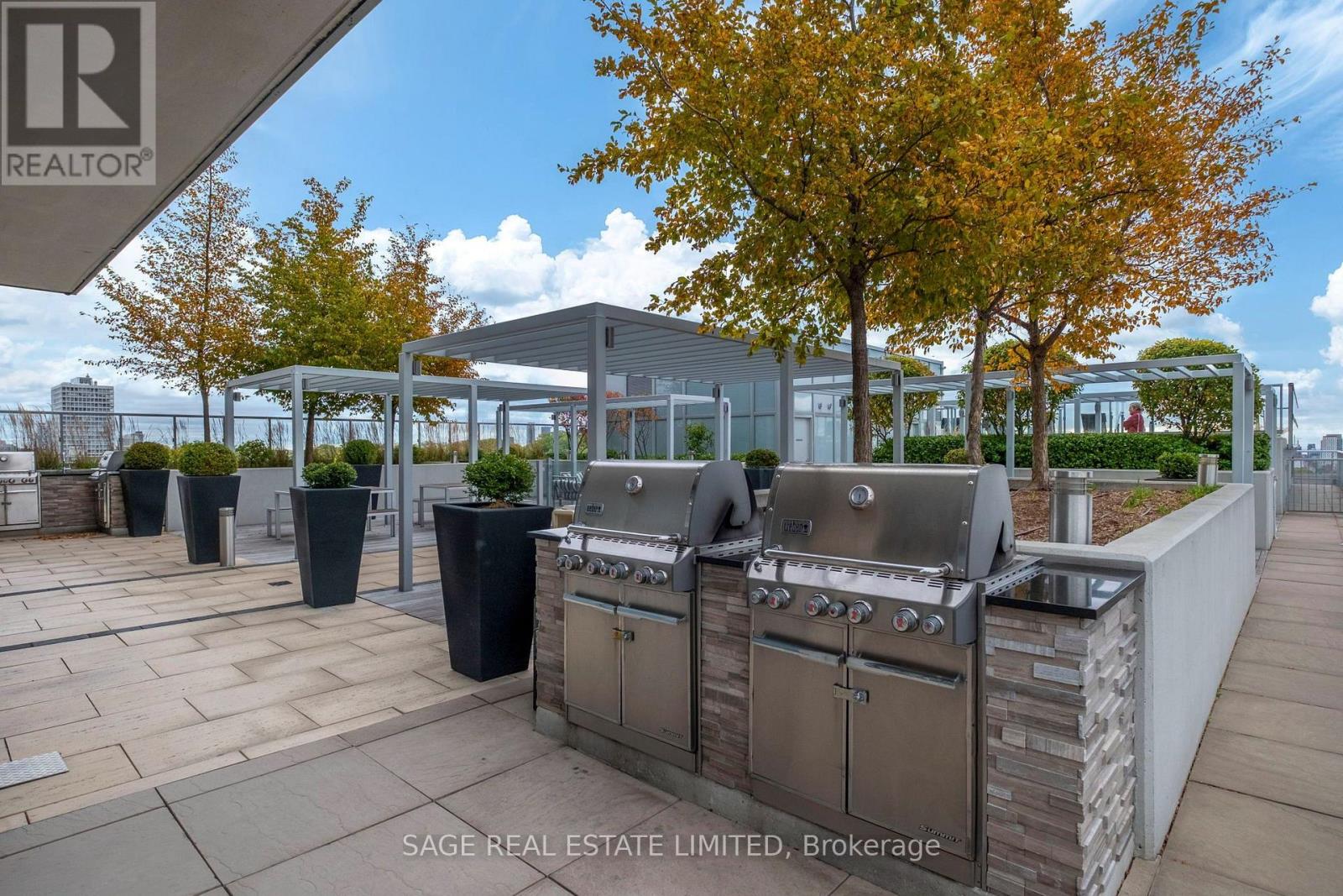 908 - 501 St Clair Avenue W Property Photo 36