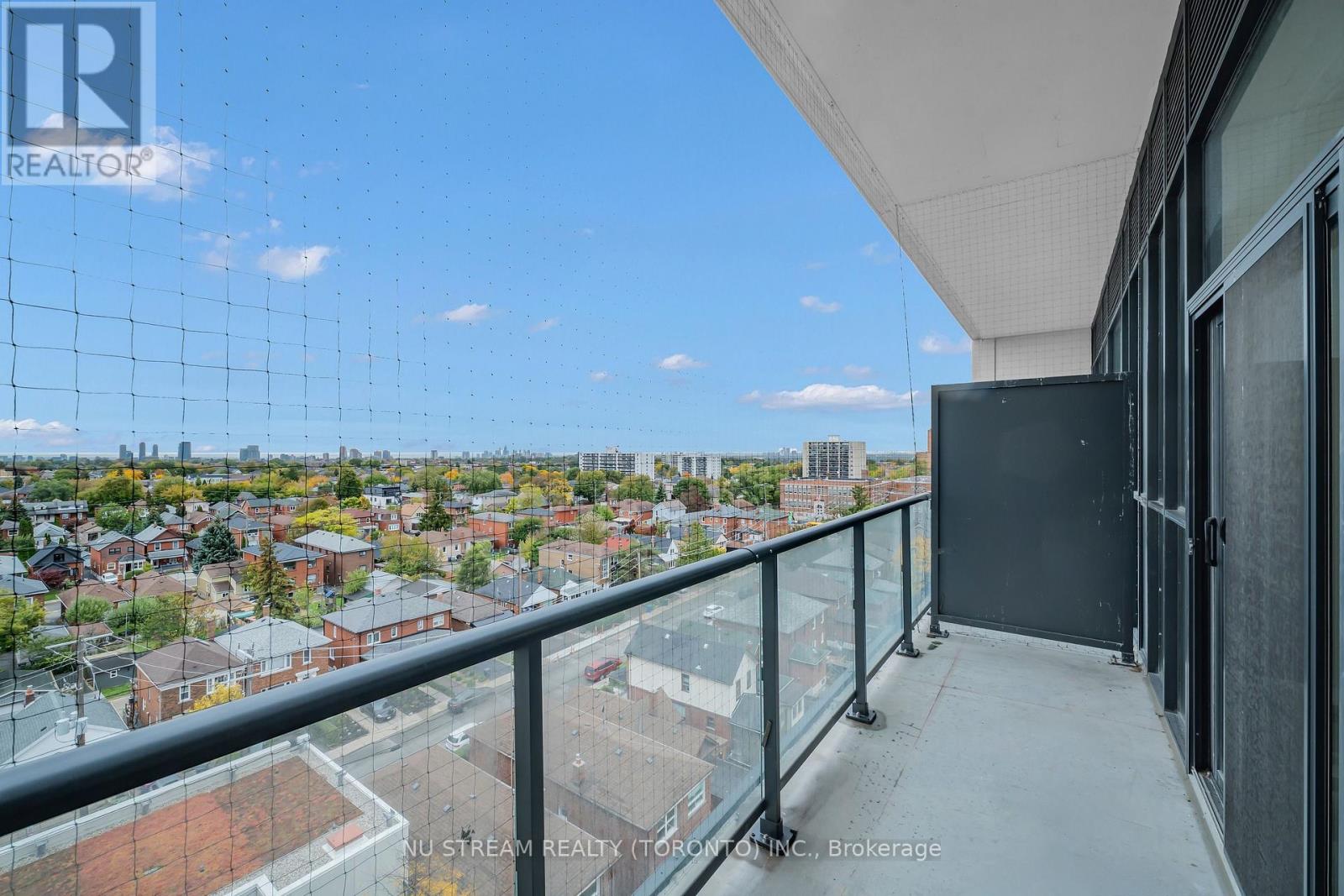 810 - 1603 Eglinton Avenue W Property Photo 26