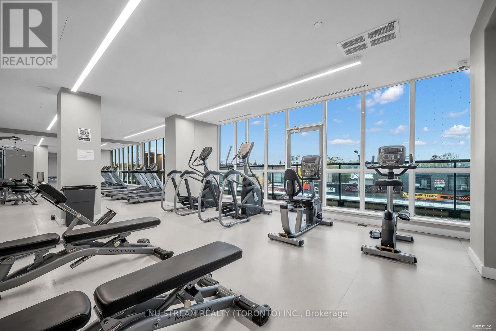 810 - 1603 Eglinton Avenue W Property Photo 31