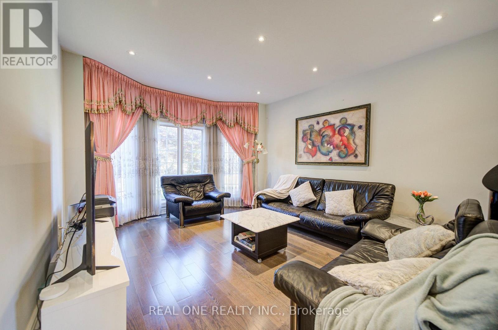 261 Mckee Avenue Property Photo 6