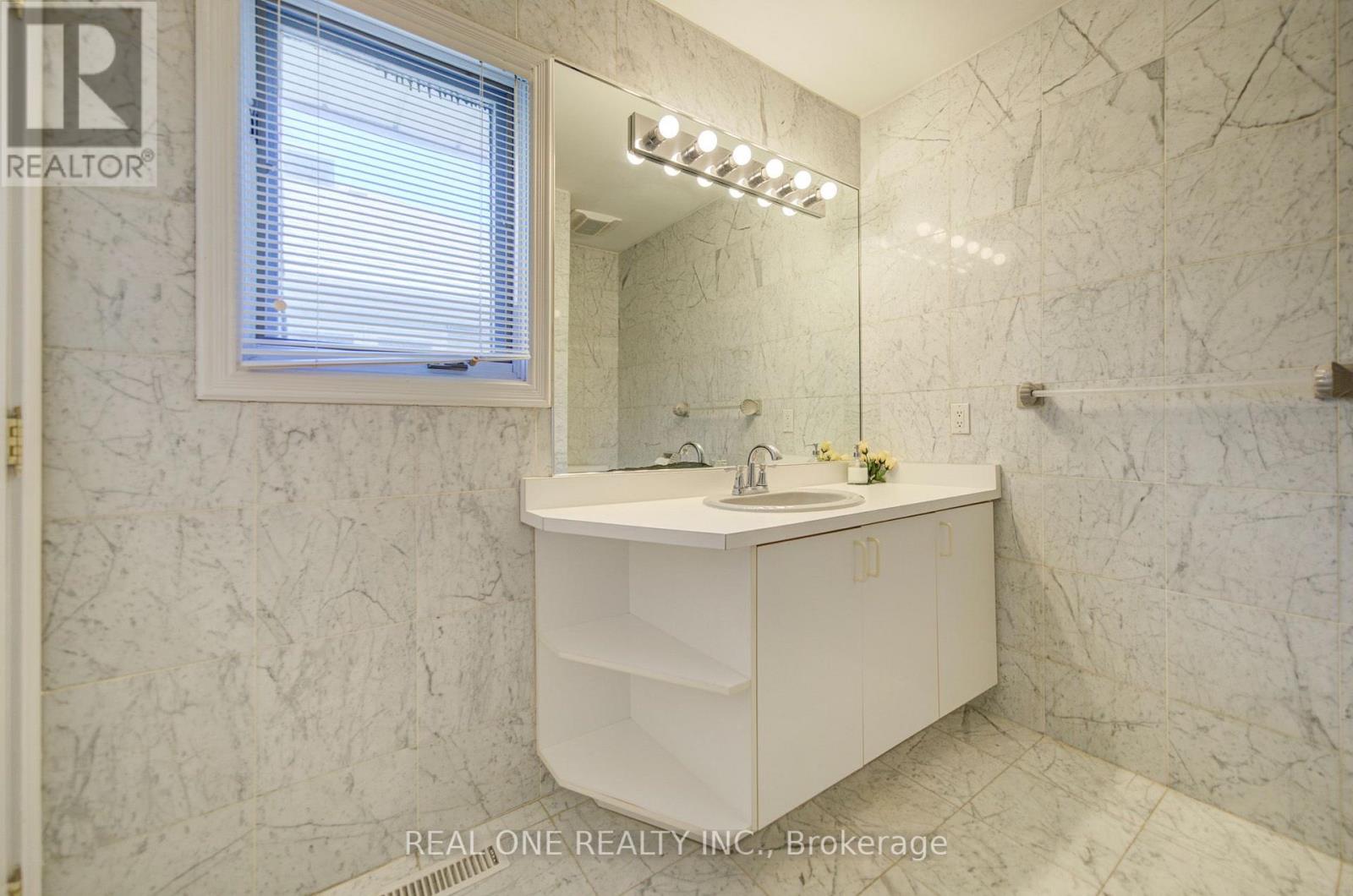 261 Mckee Avenue Property Photo 28