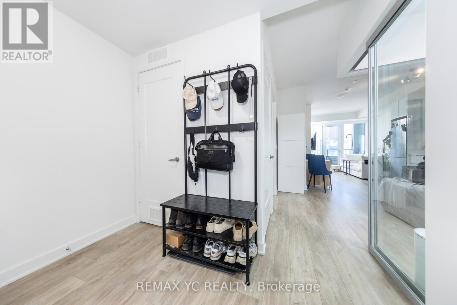 1464 - 135 Lower Sherbourne Street Property Photo 4
