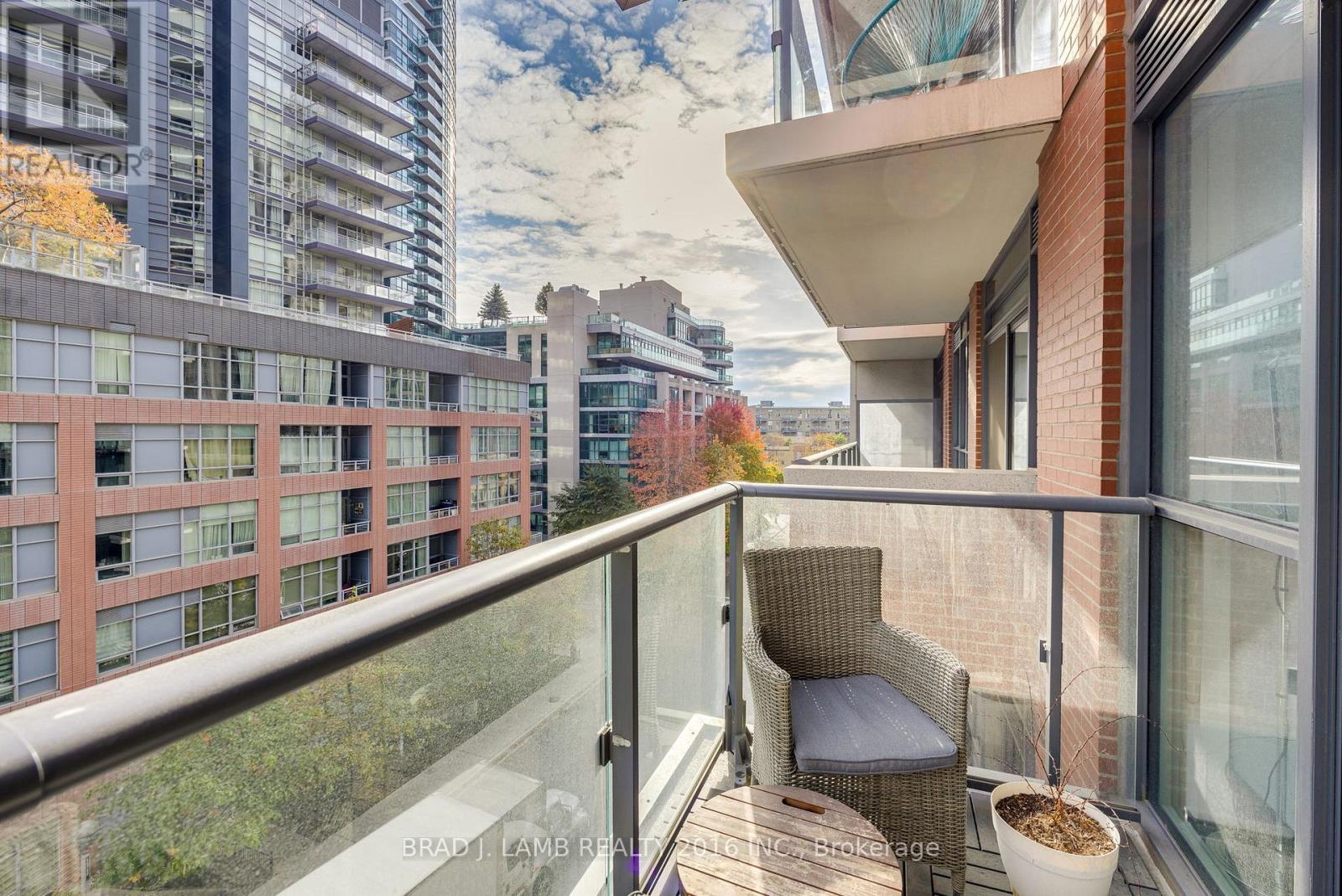 642 - 38 Iannuzzi Street Property Photo 21