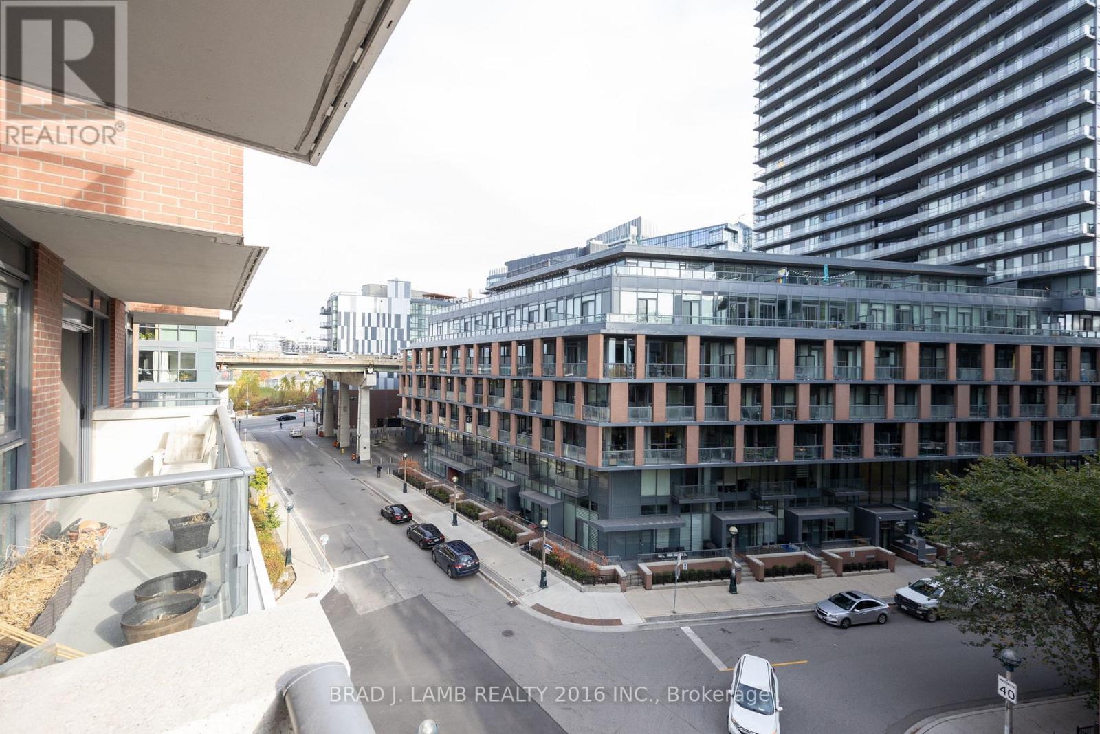 642 - 38 Iannuzzi Street Property Photo 23