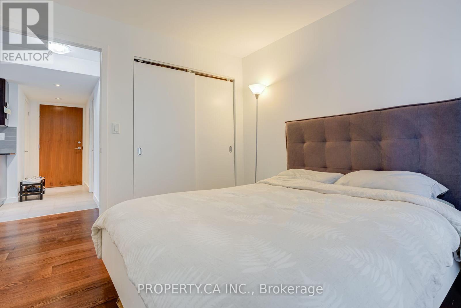 303 - 33 Lombard Street Property Photo 15
