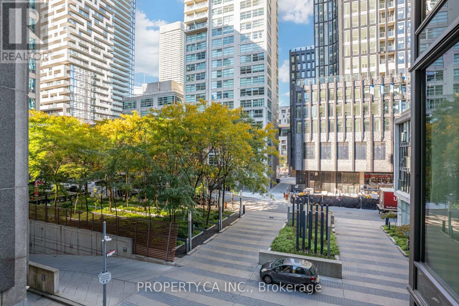 303 - 33 Lombard Street Property Photo 19