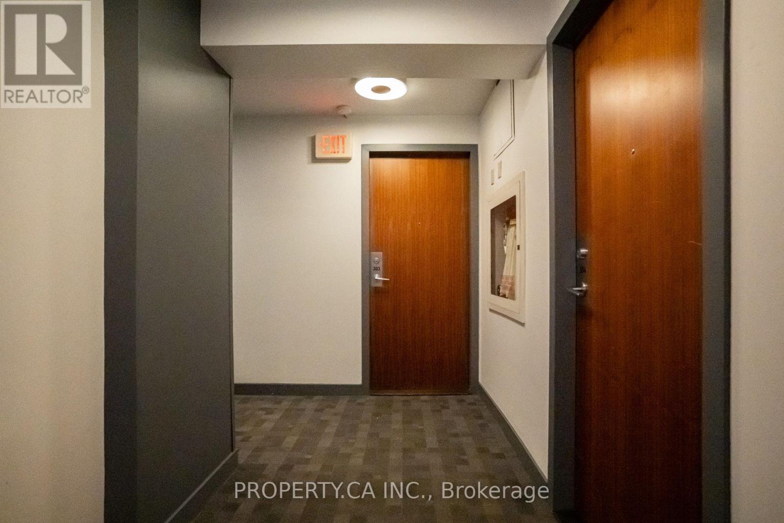 303 - 33 Lombard Street Property Photo 23