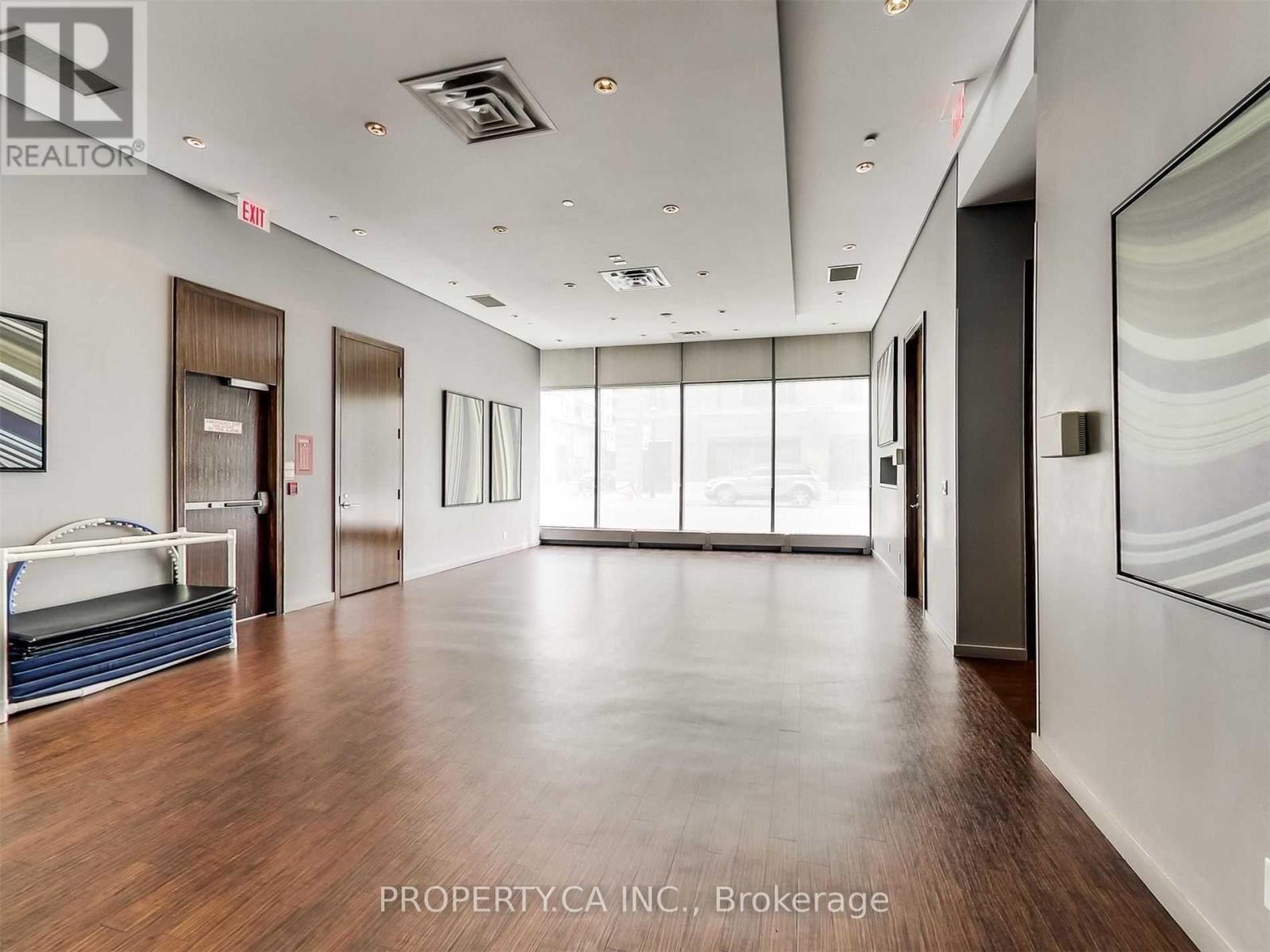 303 - 33 Lombard Street Property Photo 25