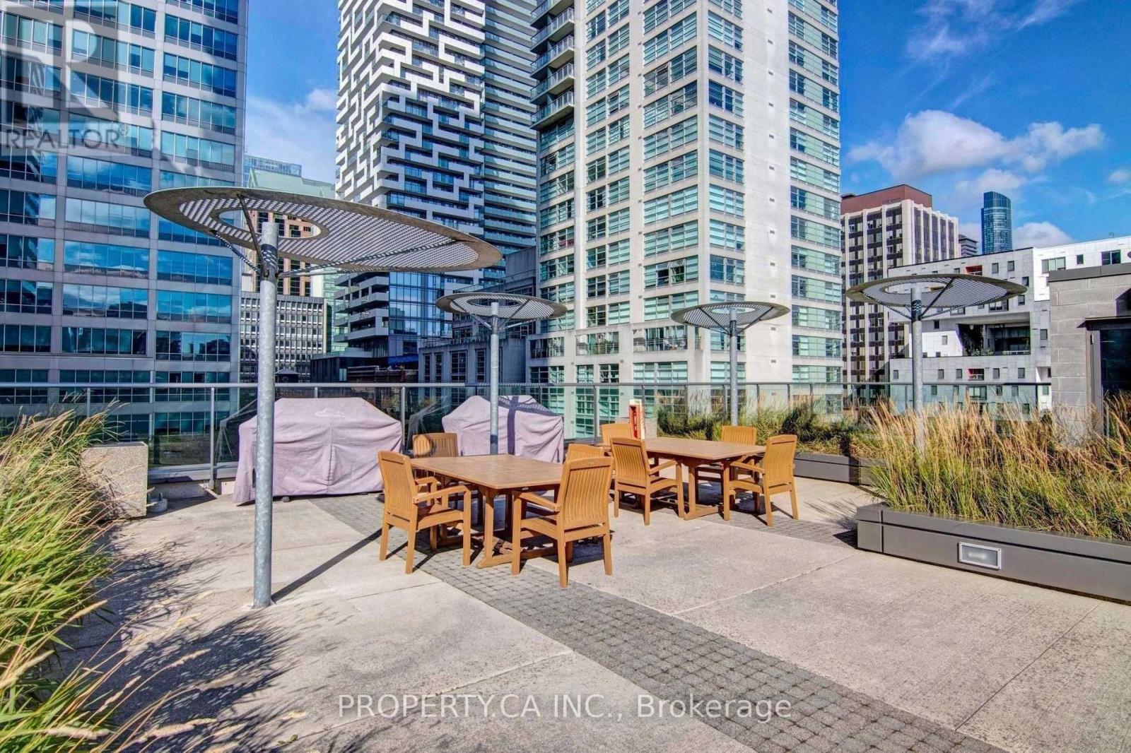 303 - 33 Lombard Street Property Photo 29