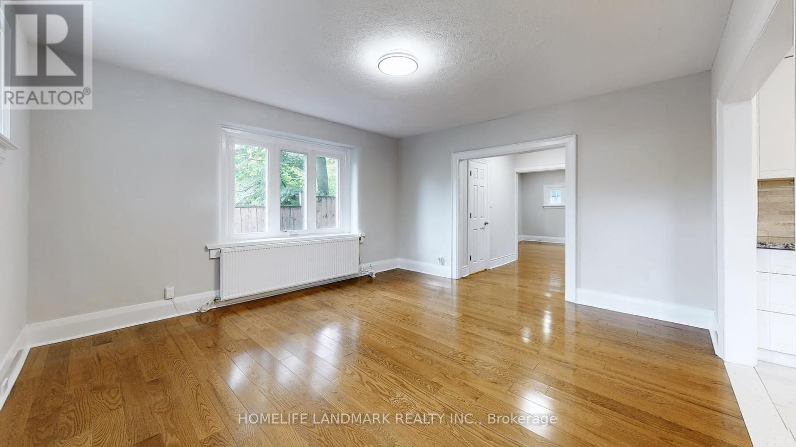107 Lawrence Crescent Property Photo 2