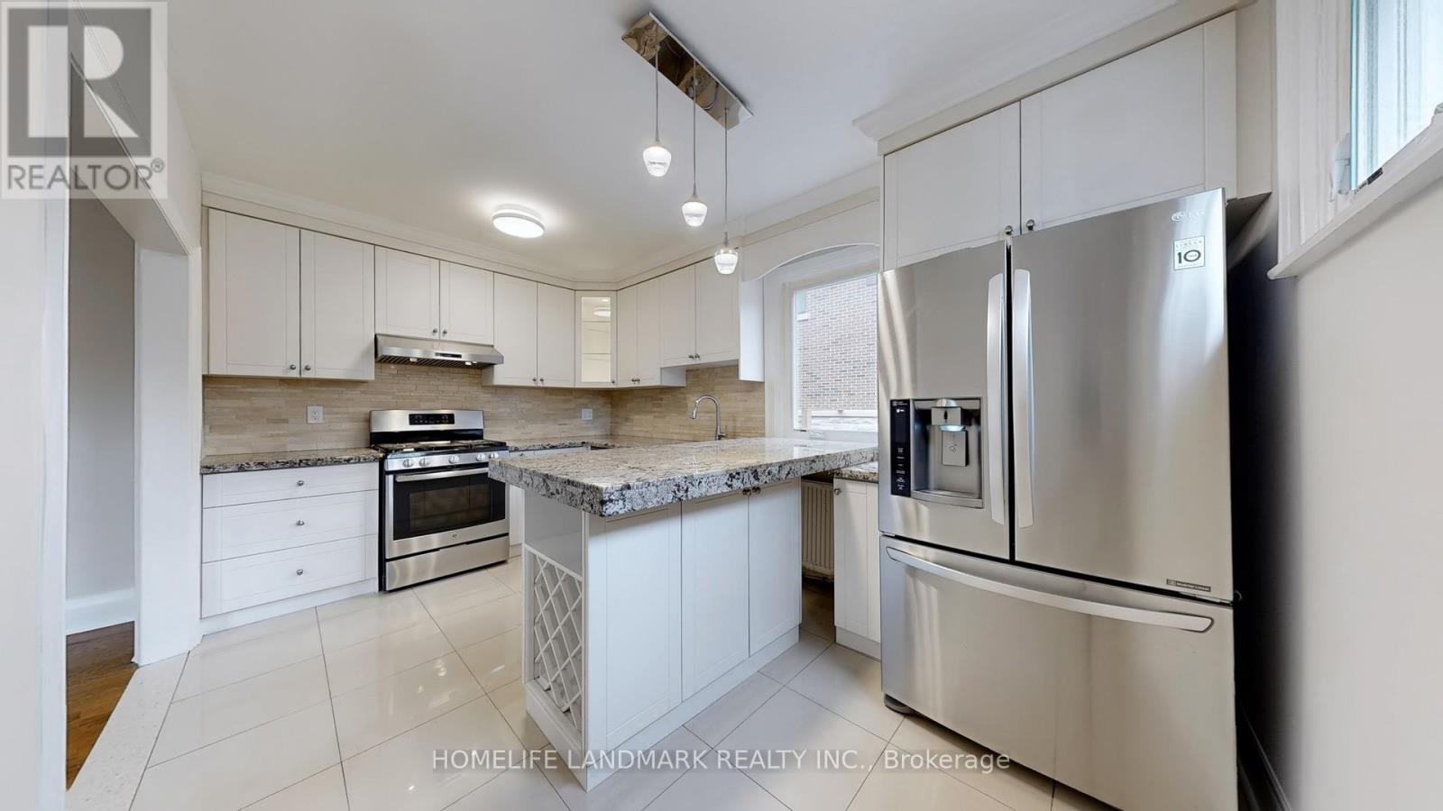 107 Lawrence Crescent Property Photo 13