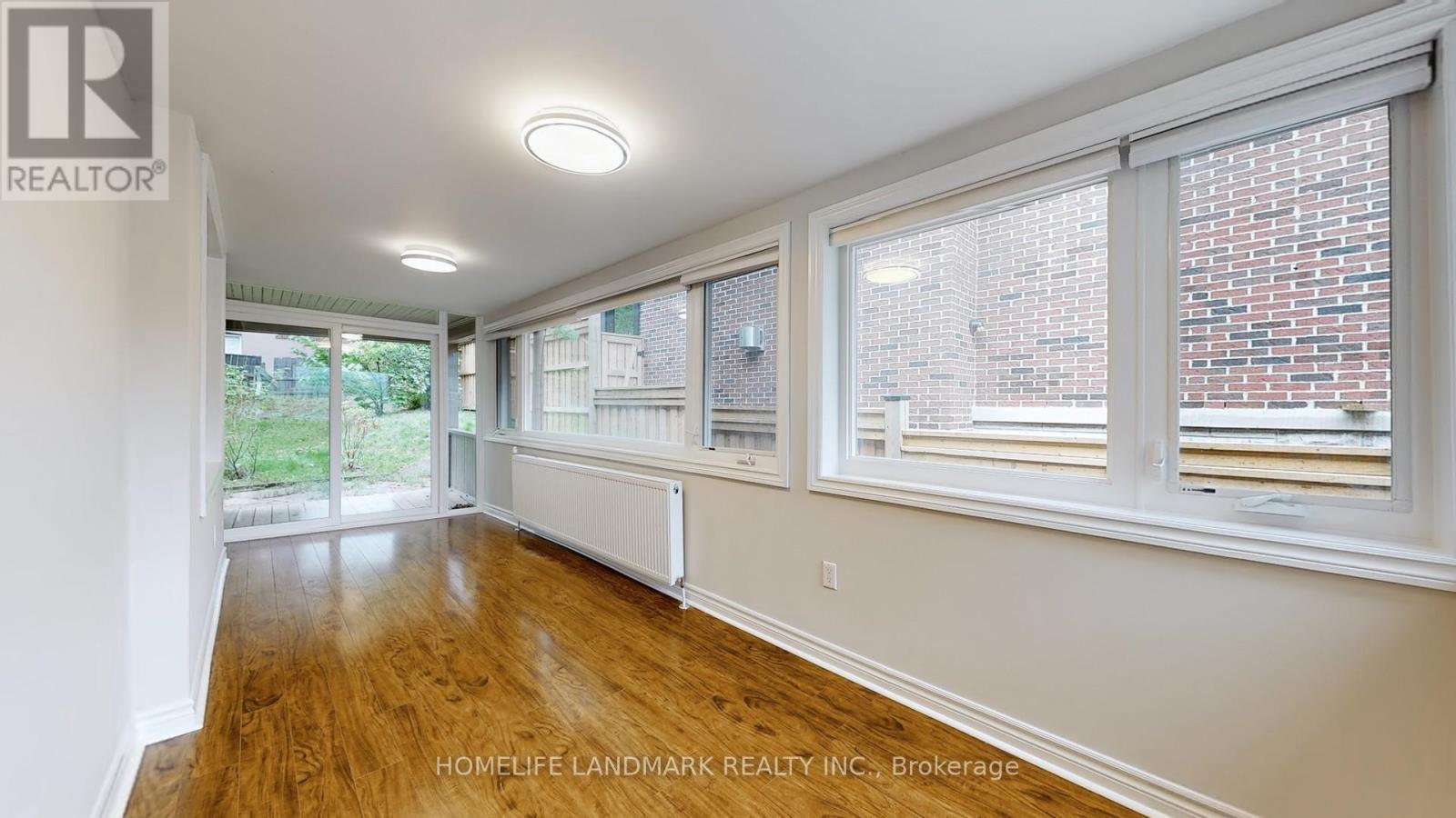 107 Lawrence Crescent Property Photo 14