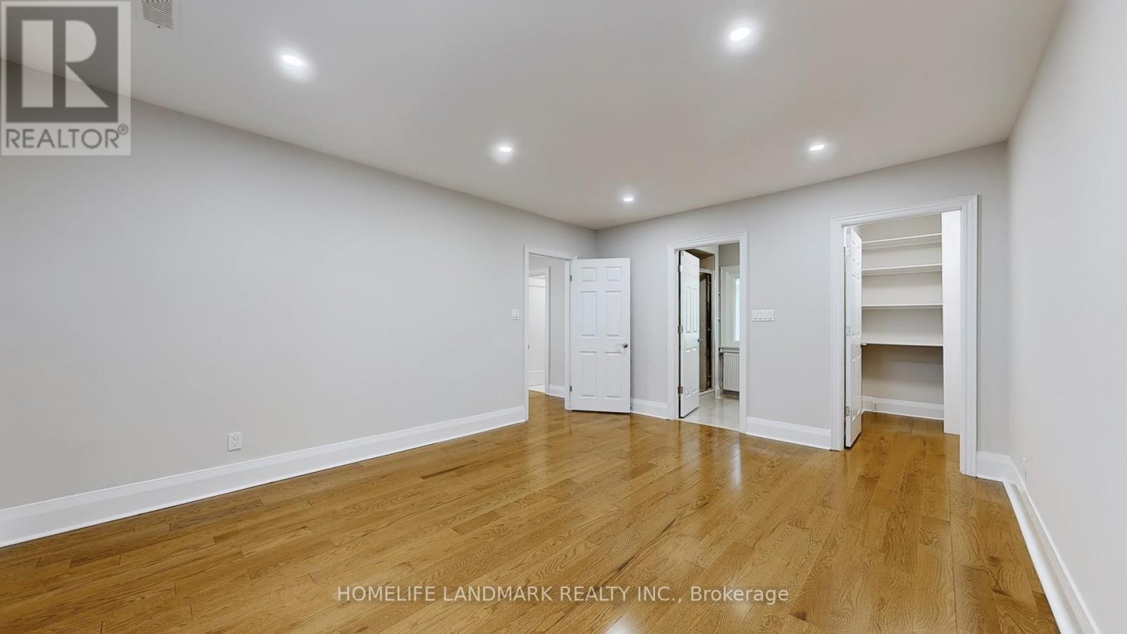 107 Lawrence Crescent Property Photo 21