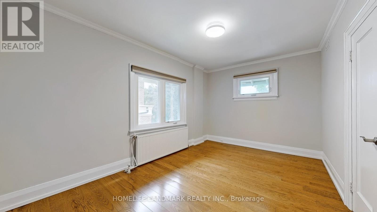 107 Lawrence Crescent Property Photo 25