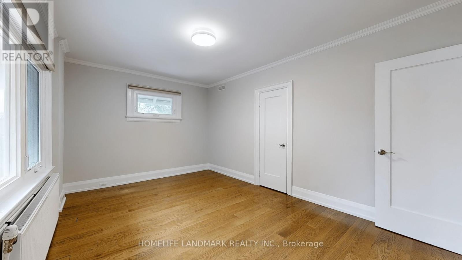 107 Lawrence Crescent Property Photo 26