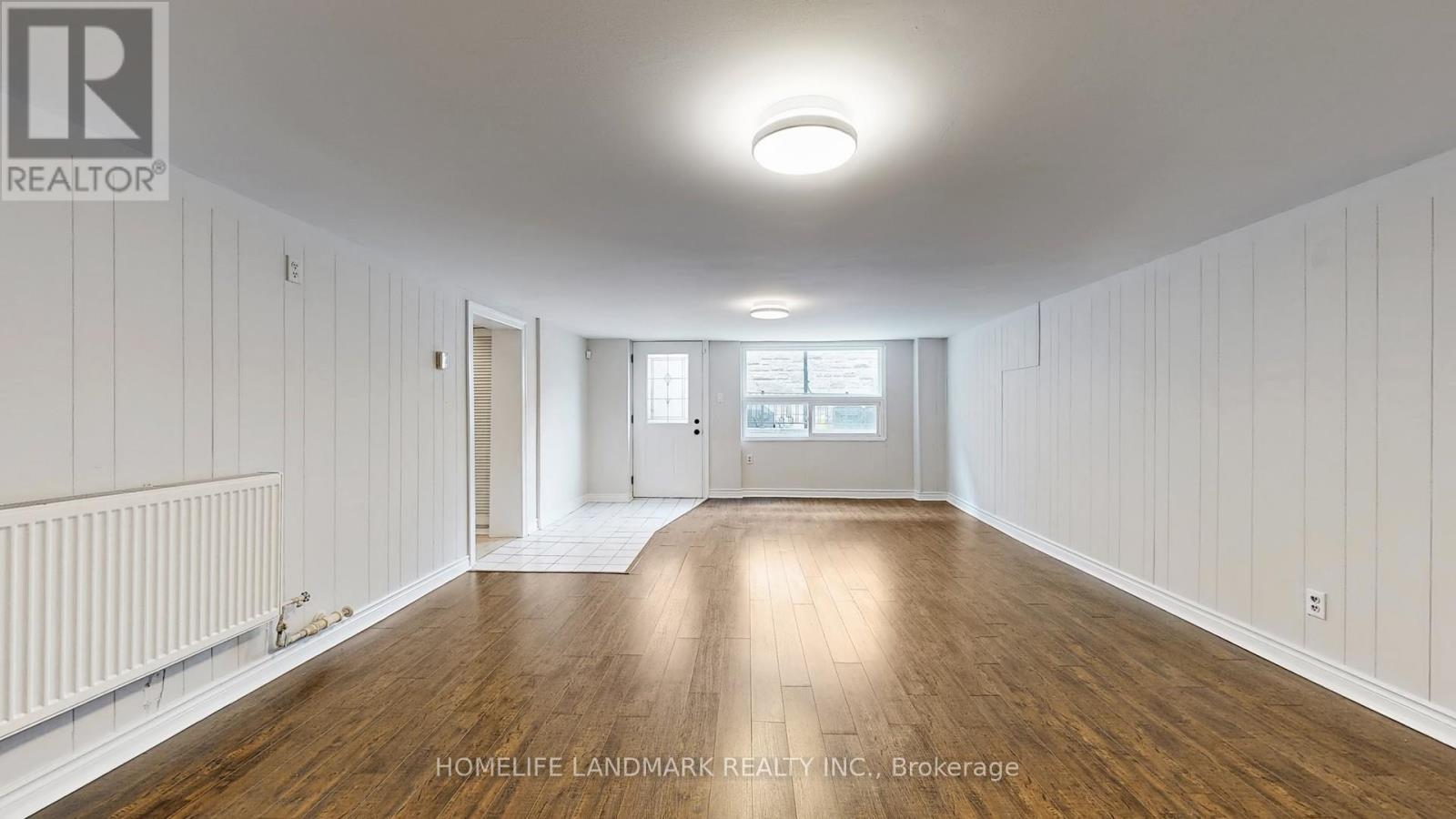 107 Lawrence Crescent Property Photo 39