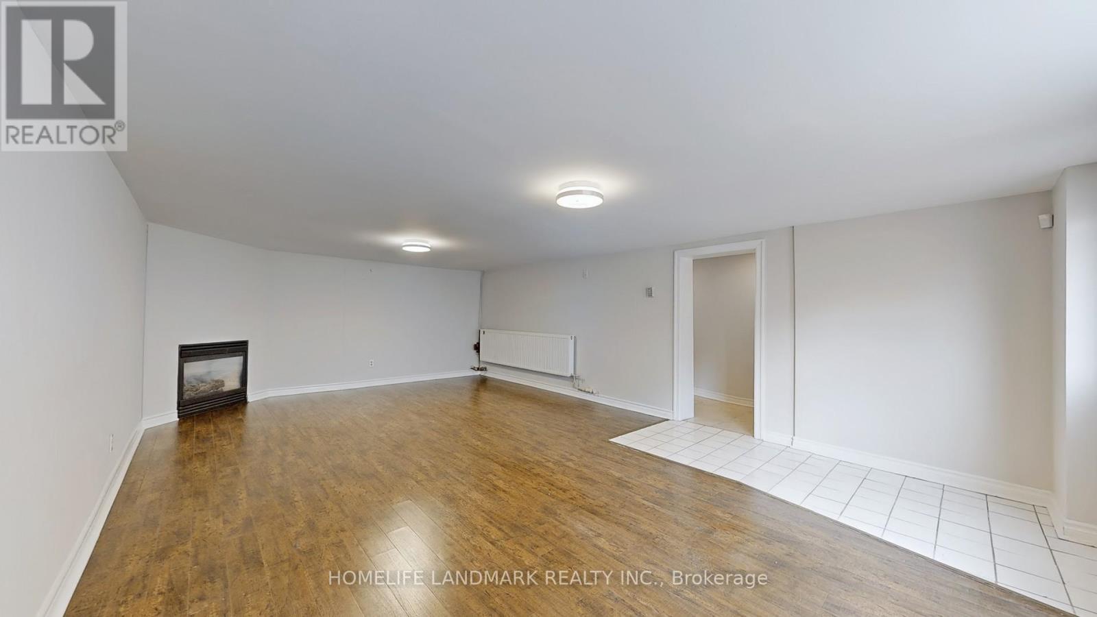 107 Lawrence Crescent Property Photo 43