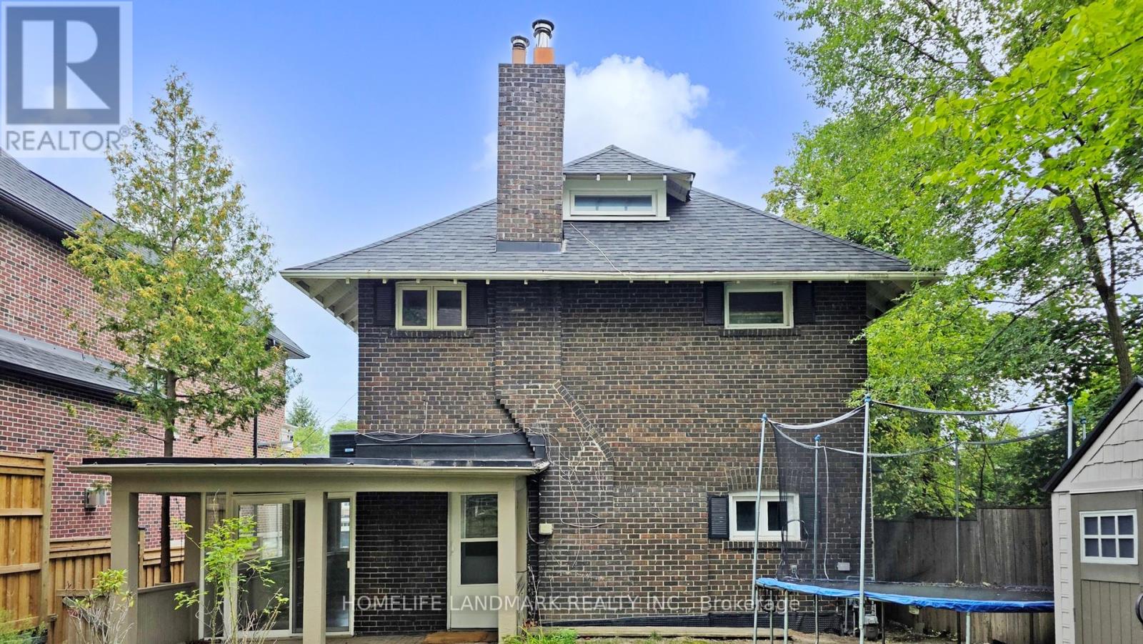 107 Lawrence Crescent Property Photo 49