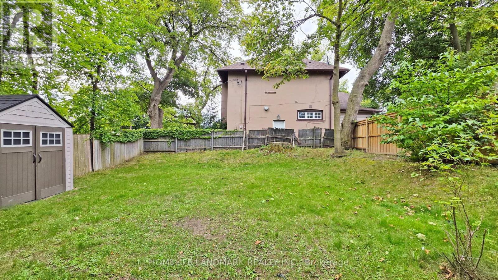 107 Lawrence Crescent Property Photo 50