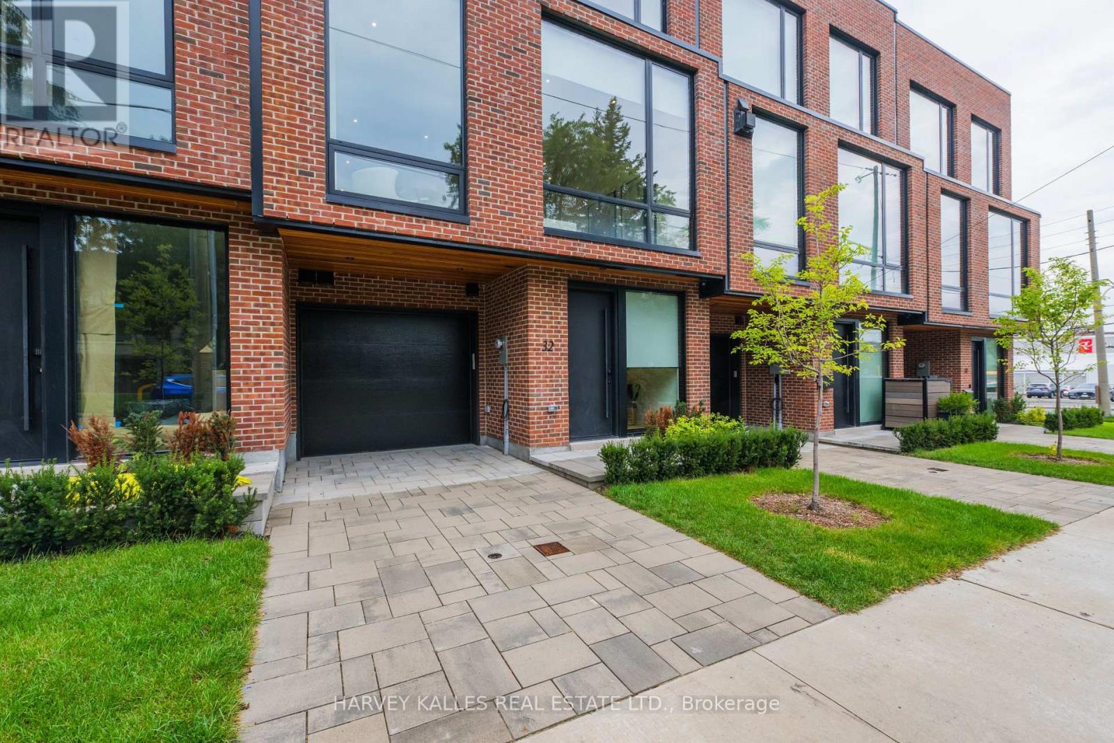 32 Evergreen Gardens Property Photo 1