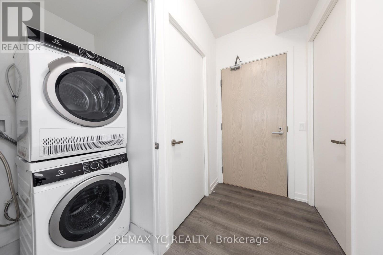 7108 - 138 Downes Street Property Photo 4