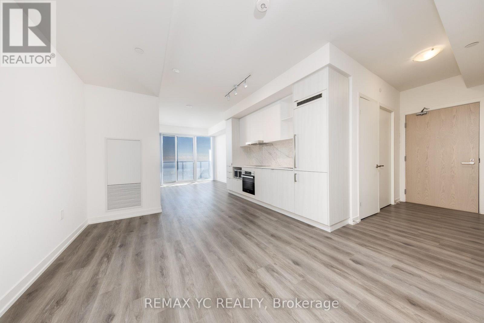7108 - 138 Downes Street Property Photo 5