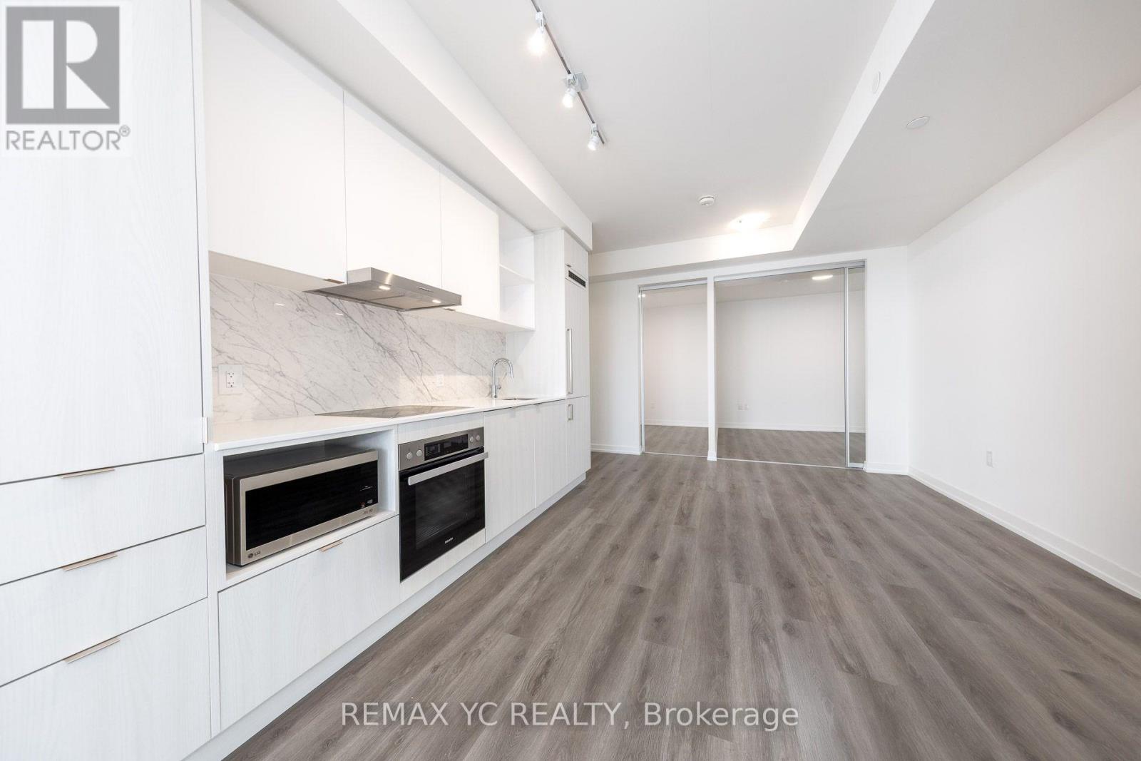 7108 - 138 Downes Street Property Photo 12