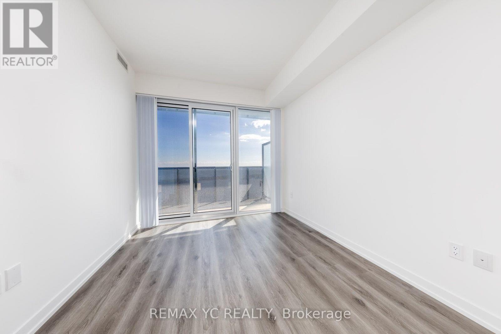 7108 - 138 Downes Street Property Photo 13