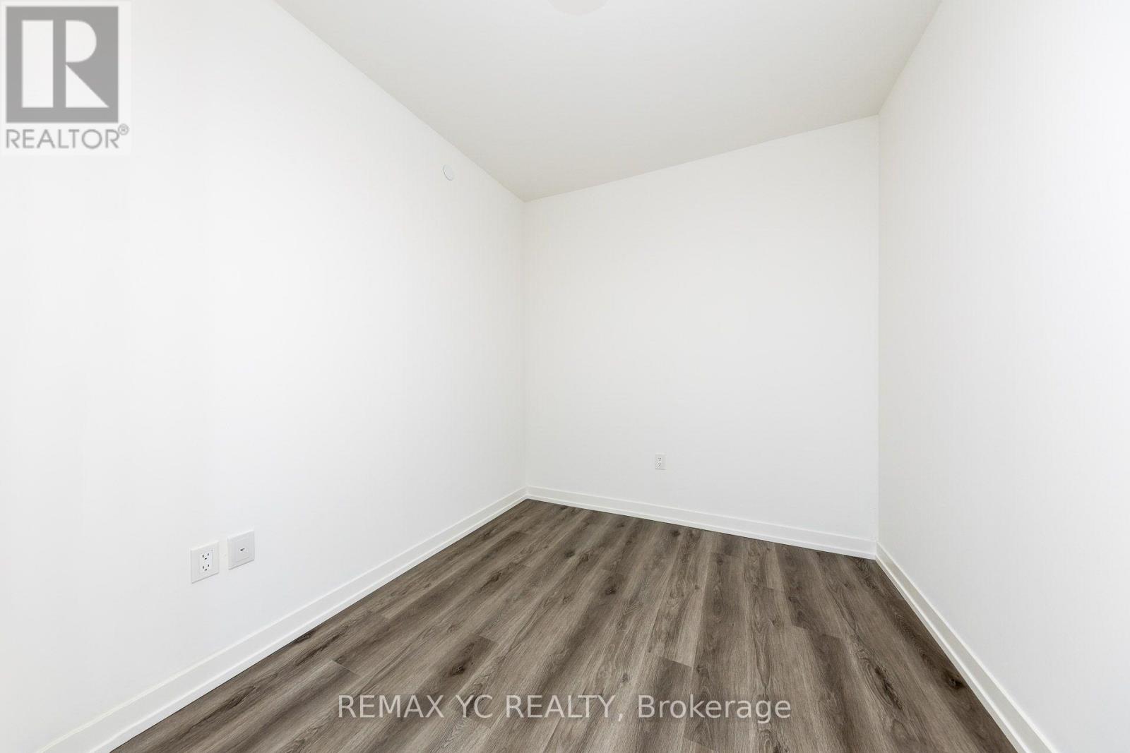 7108 - 138 Downes Street Property Photo 20