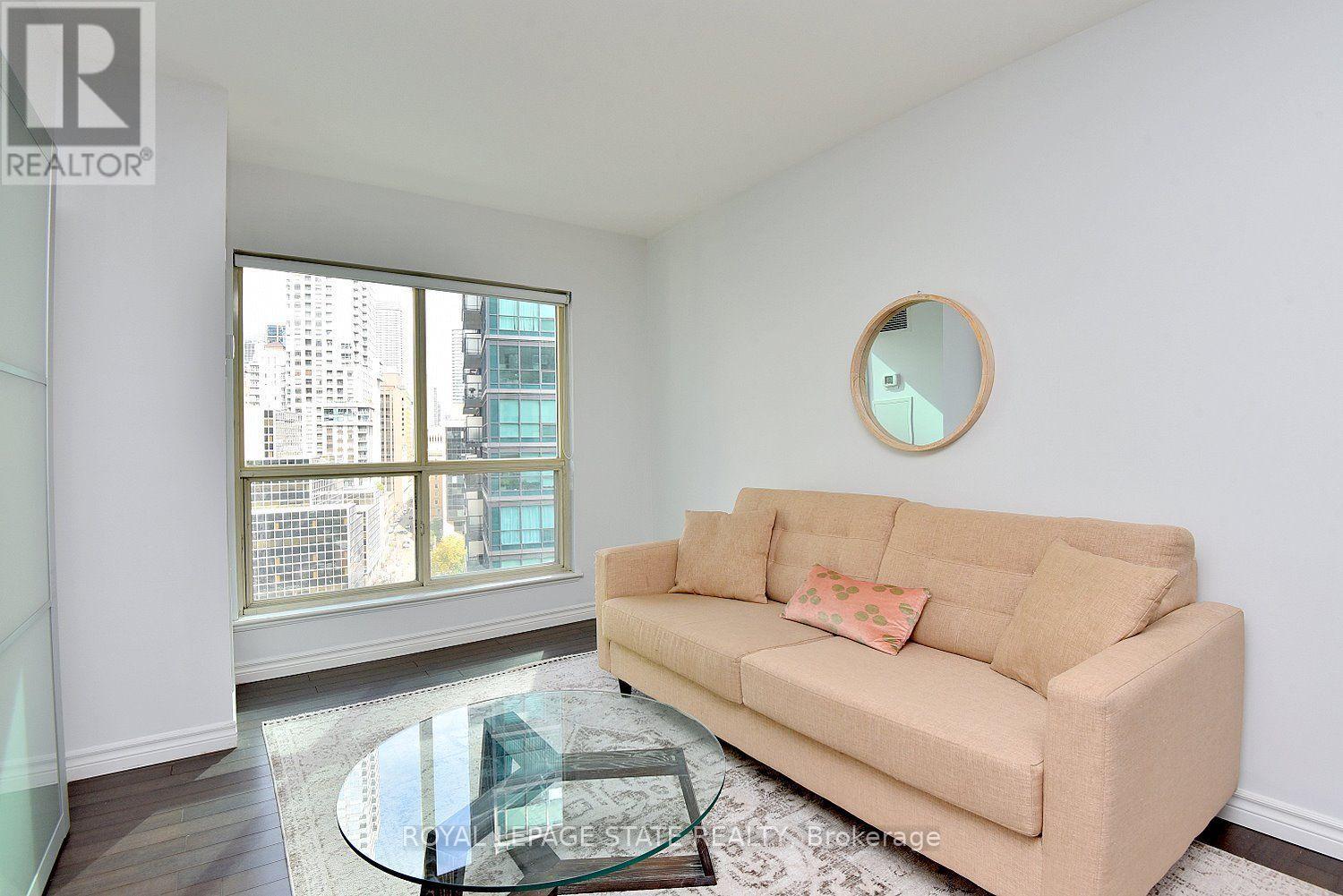 1611 - 25 The Esplanade Property Photo 6