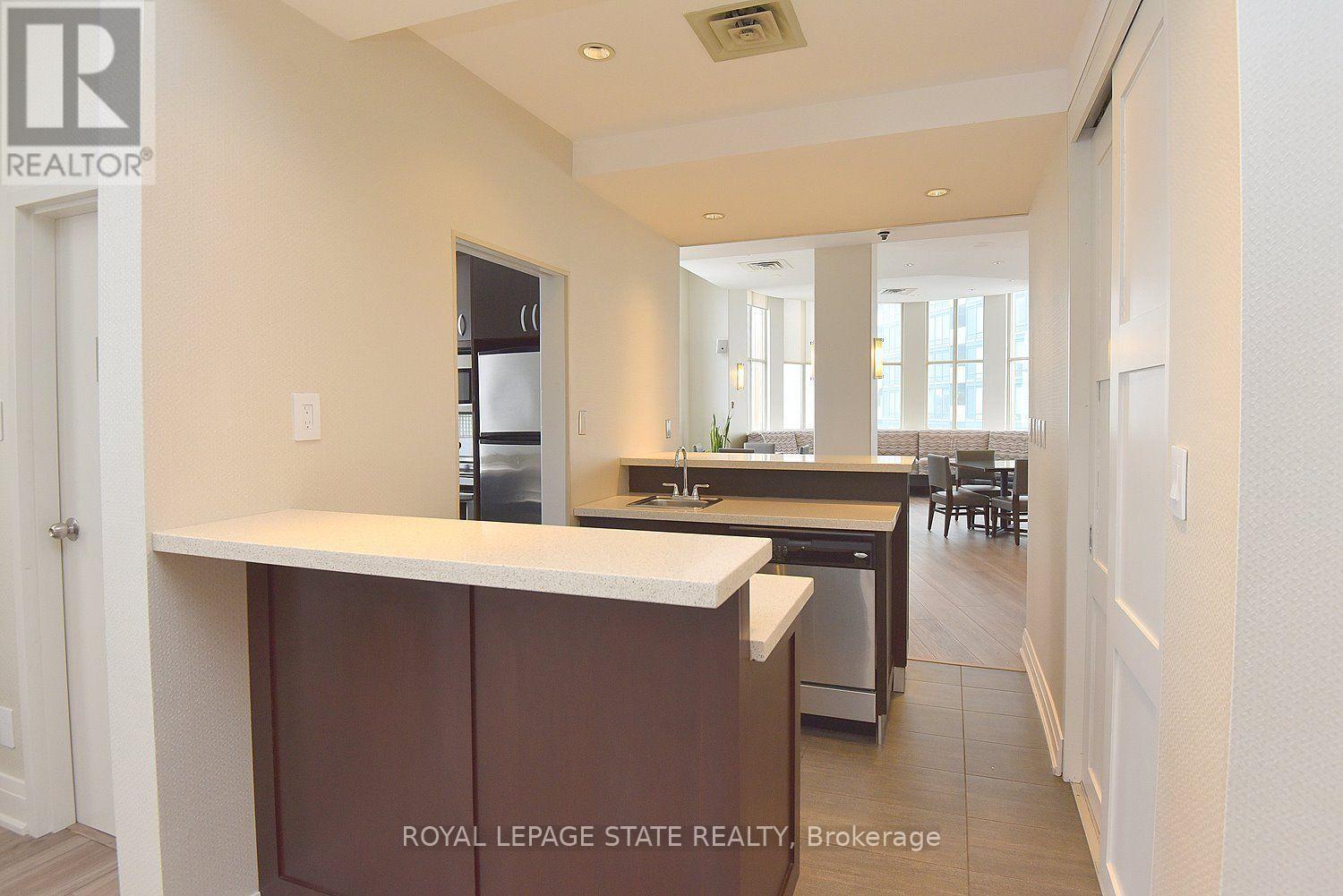 1611 - 25 The Esplanade Property Photo 40
