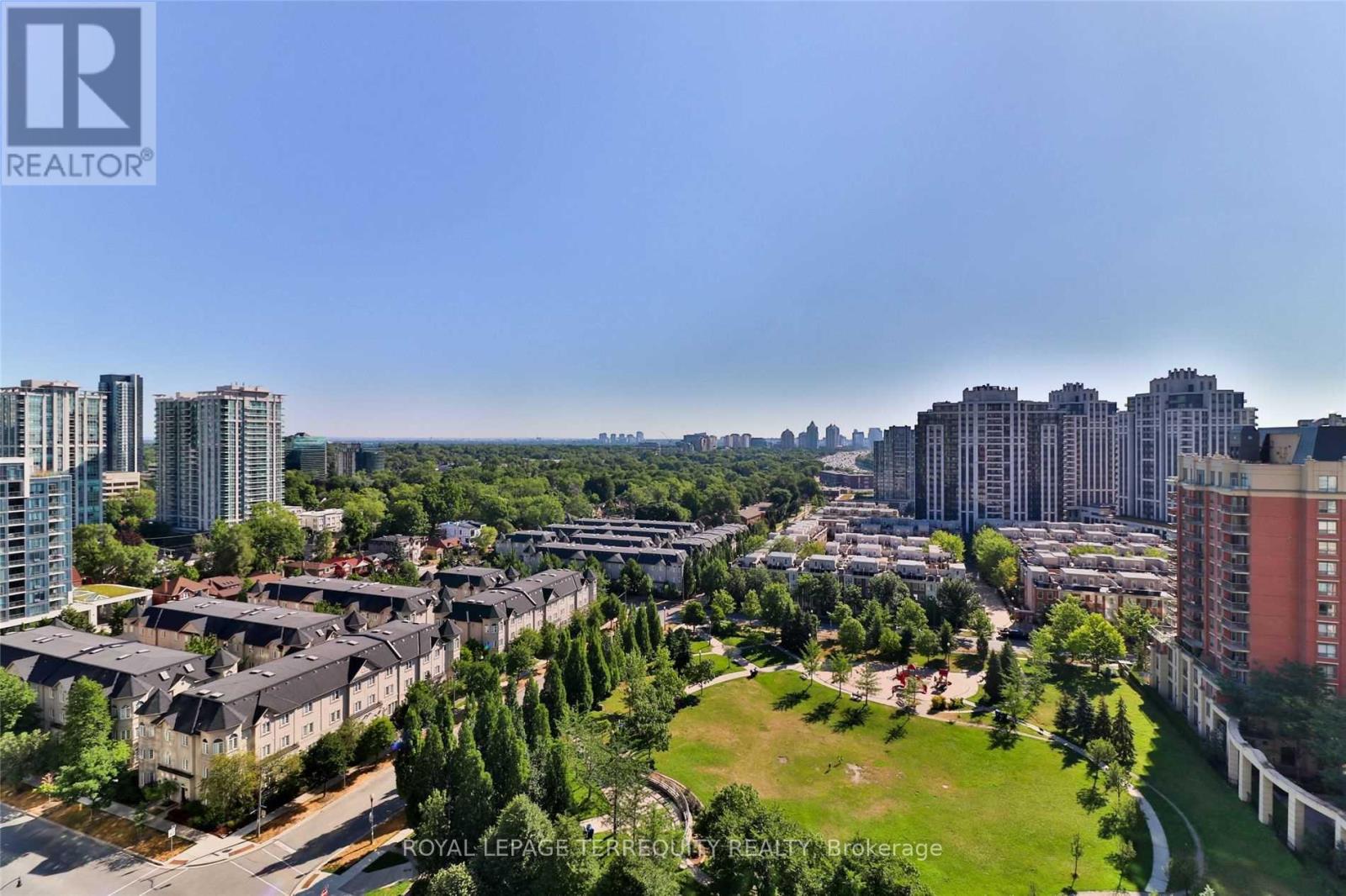 1911 - 28 Harrison Garden Boulevard Property Photo 17