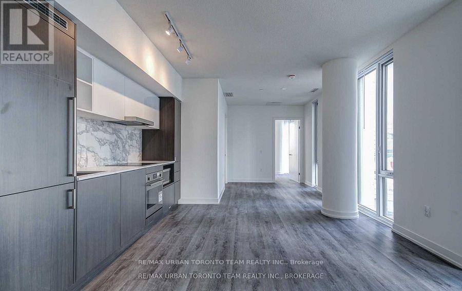 807 - 138 Downes Street Property Photo 4