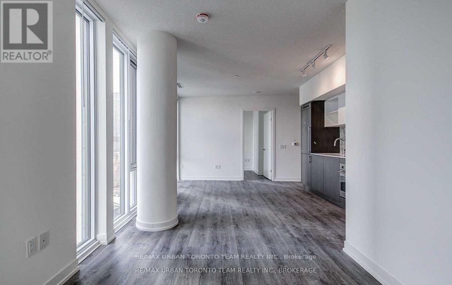 807 - 138 Downes Street Property Photo 5