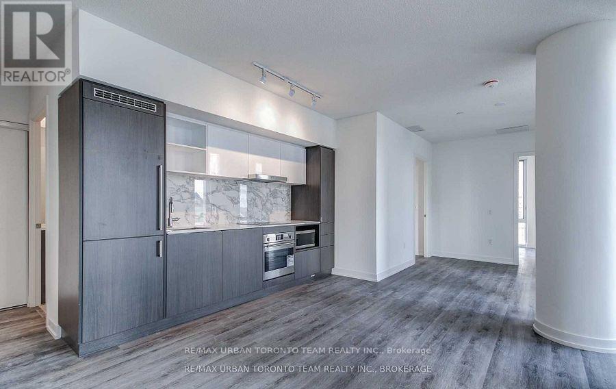 807 - 138 Downes Street Property Photo 6