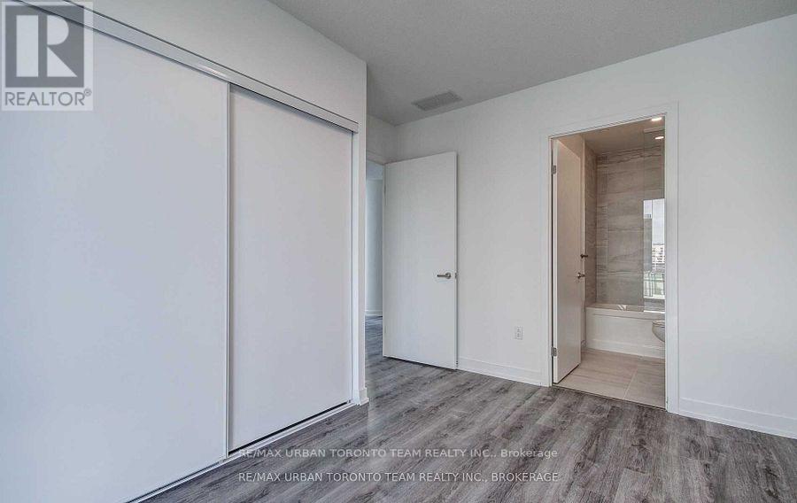 807 - 138 Downes Street Property Photo 8