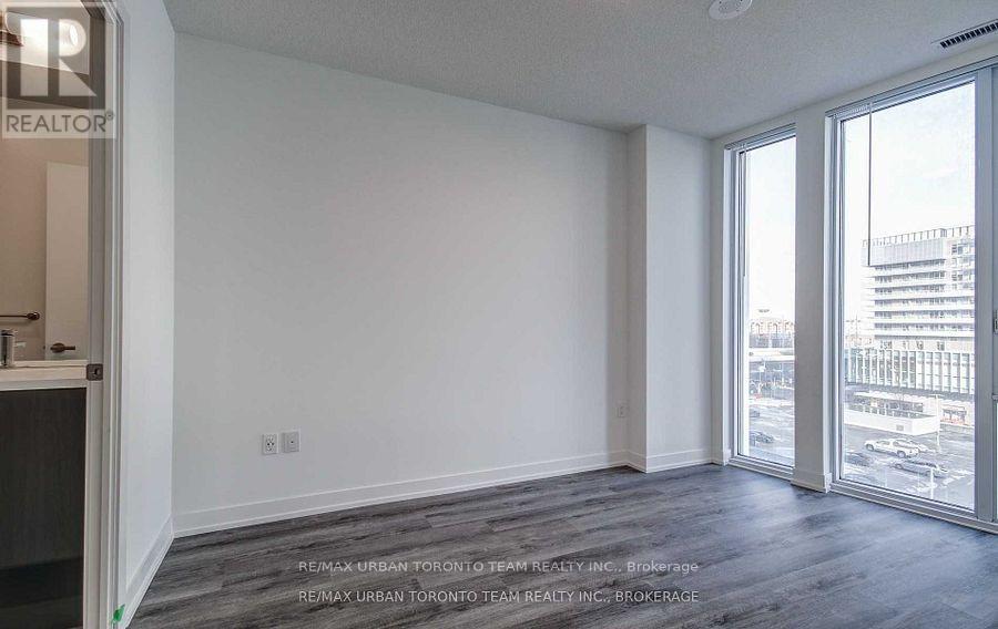 807 - 138 Downes Street Property Photo 11